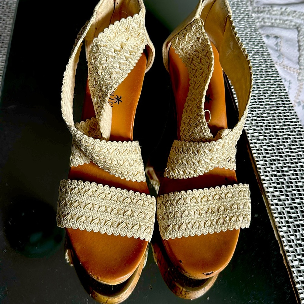 Sandal - wedge